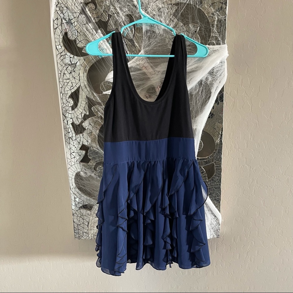 Express Black & Navy Ruffle Dress - Size 8